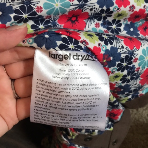 Brown Jacket - Picture 4 of 9